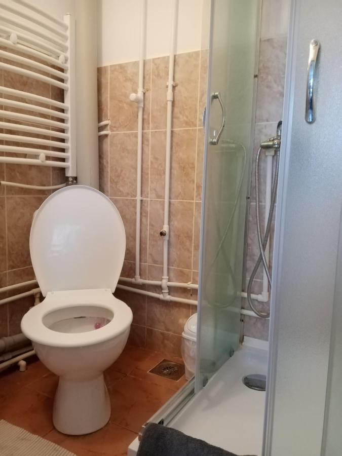 std- Na lepom plavom Dunavu Kladusnica Exterior foto